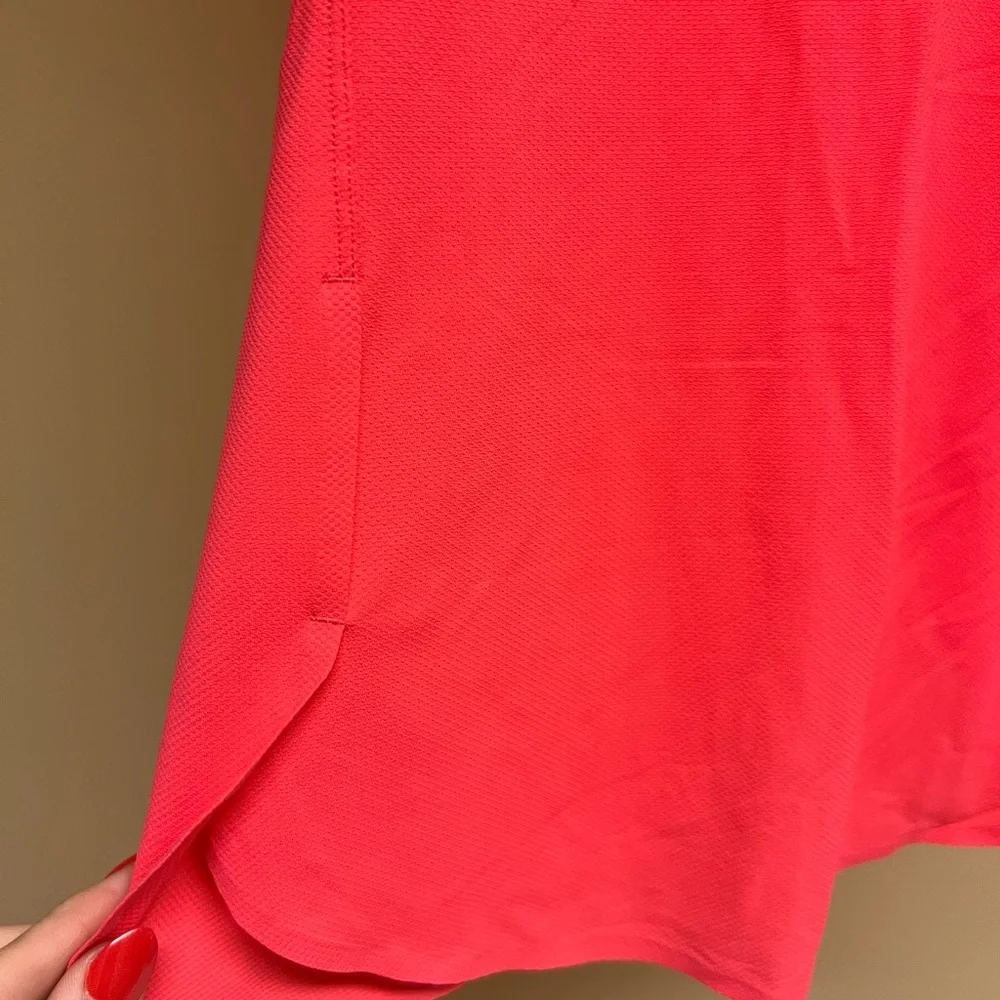 Bundle Lululemon Tanks - Picture 7 of 11